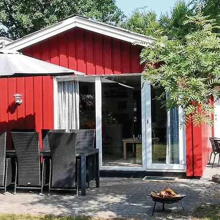 3 Bedroom Awesome In Holiday home Strandby
