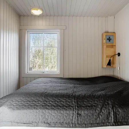 Three-bedroom In Vakantiehuis Strandby