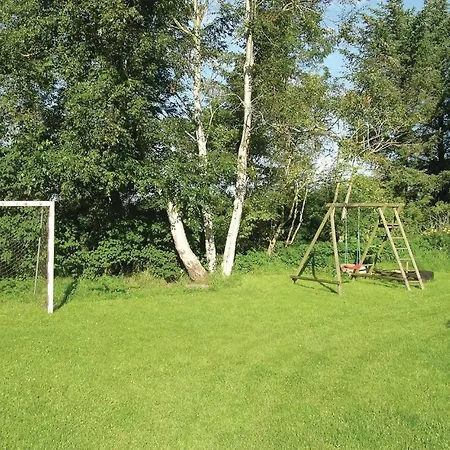 Vakantiehuis Three-bedroom In Strandby