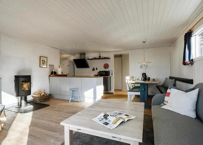 Three-bedroom In * Strandby